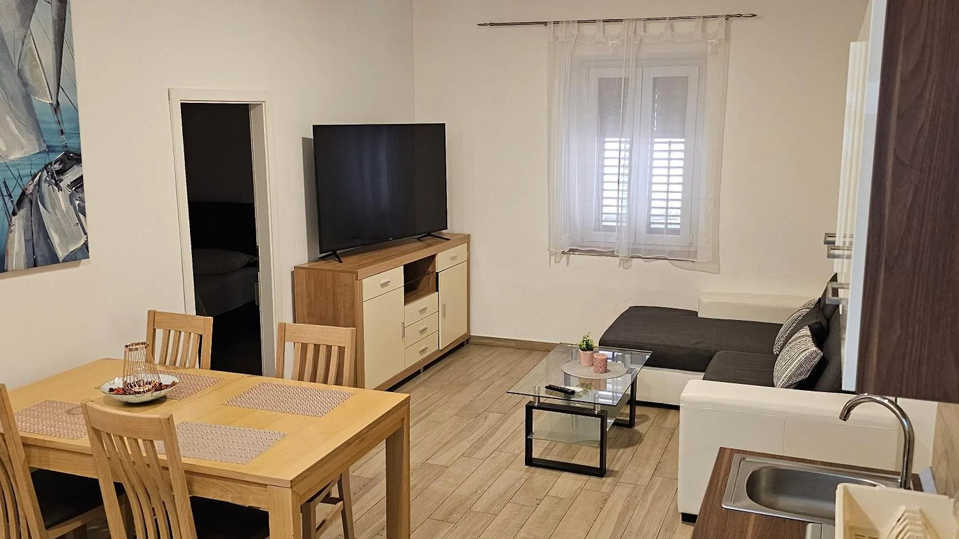 Jadran - 2 Bedroom Apt For 6 People Zadar 0*,  Croatia